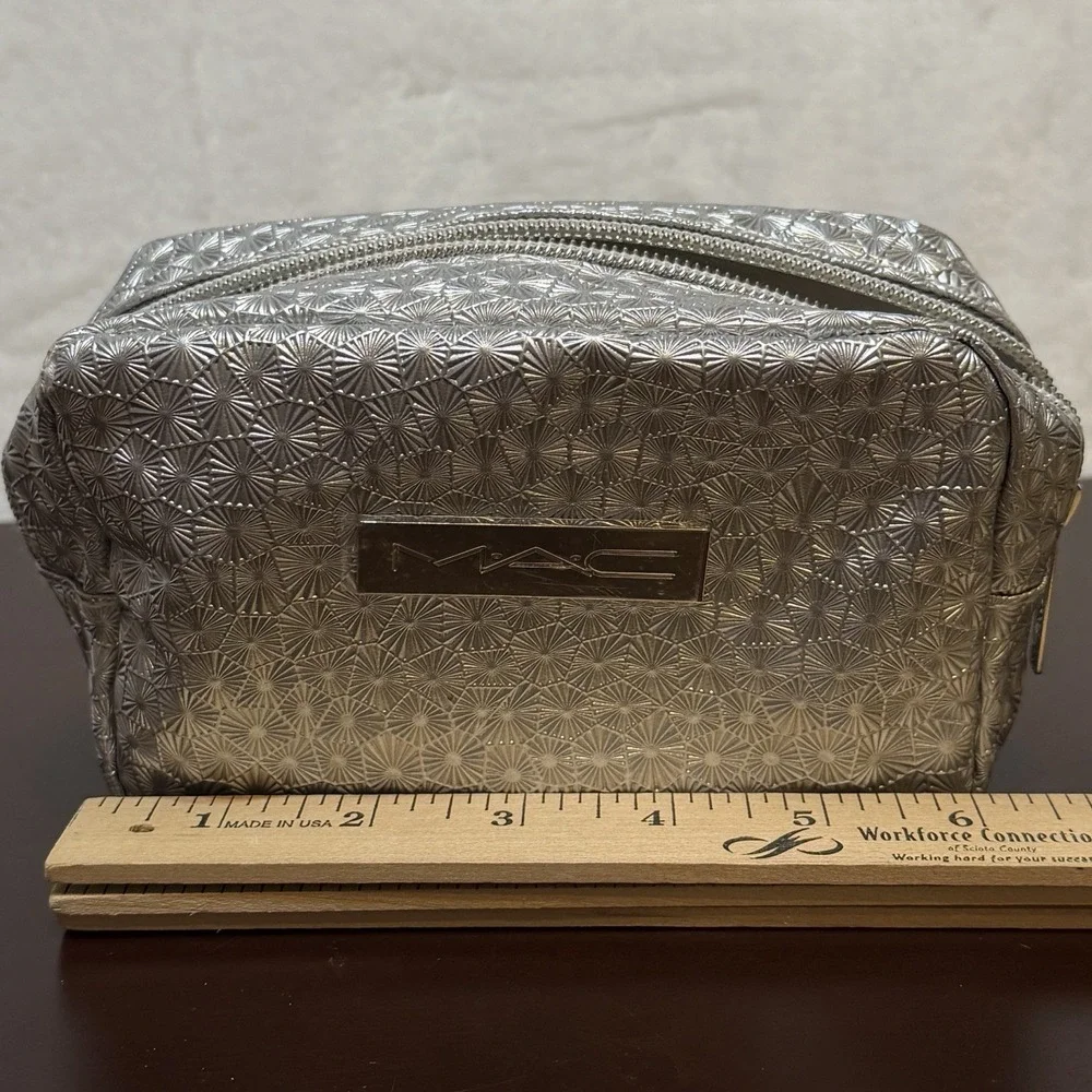 MAC Silver Metallic Cosmetic Makeup Bag Holiday 6in x 4in Zipper Close